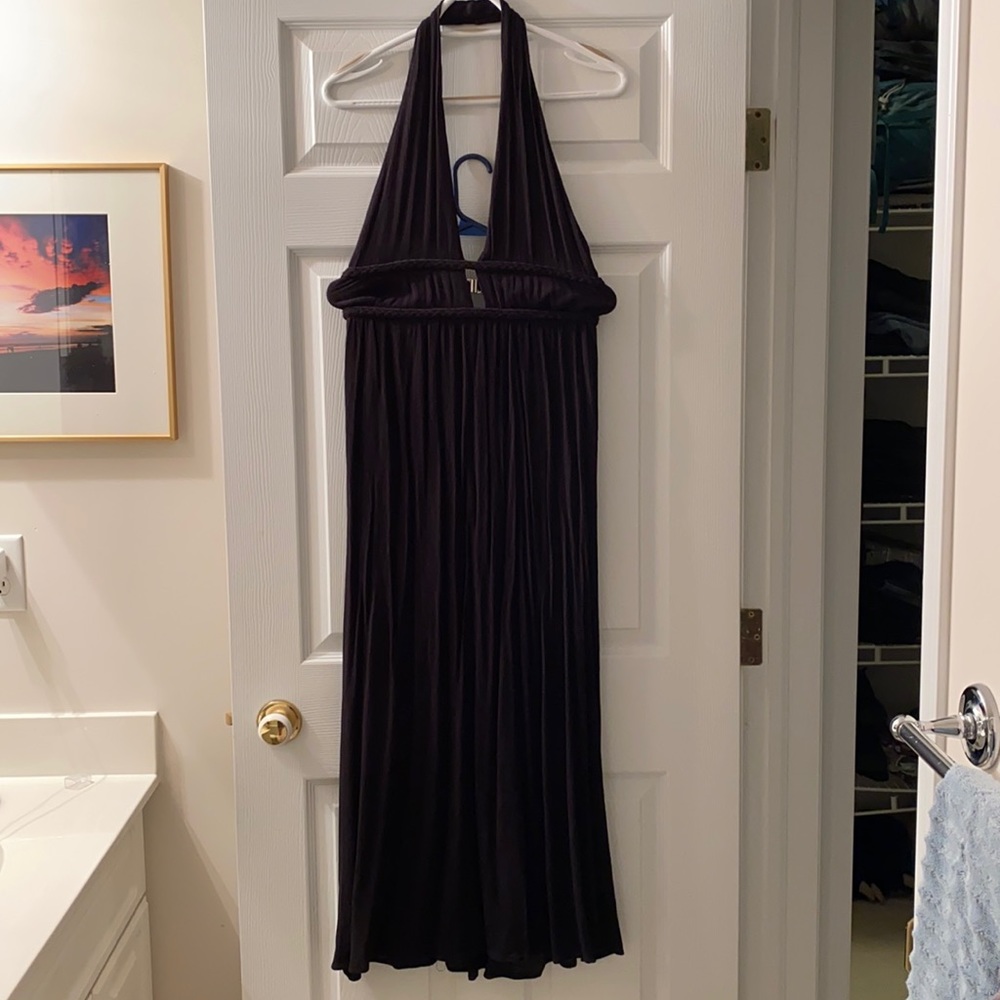 Maxi Dress - Backless